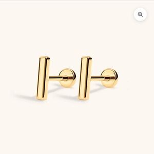 Maison Miru tiny gold bar nap earrings